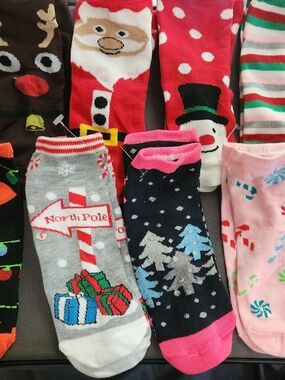 Sockopath Kids Christmas Novelty Ankle Socks ( lot of 11 pairs)